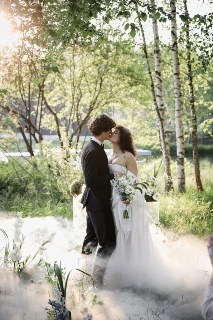 Wedding in the forest