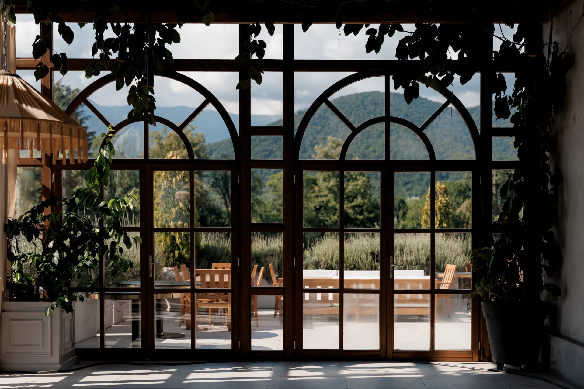 Organizing a wedding at Lopota Lake Resort & Spa in Georgia