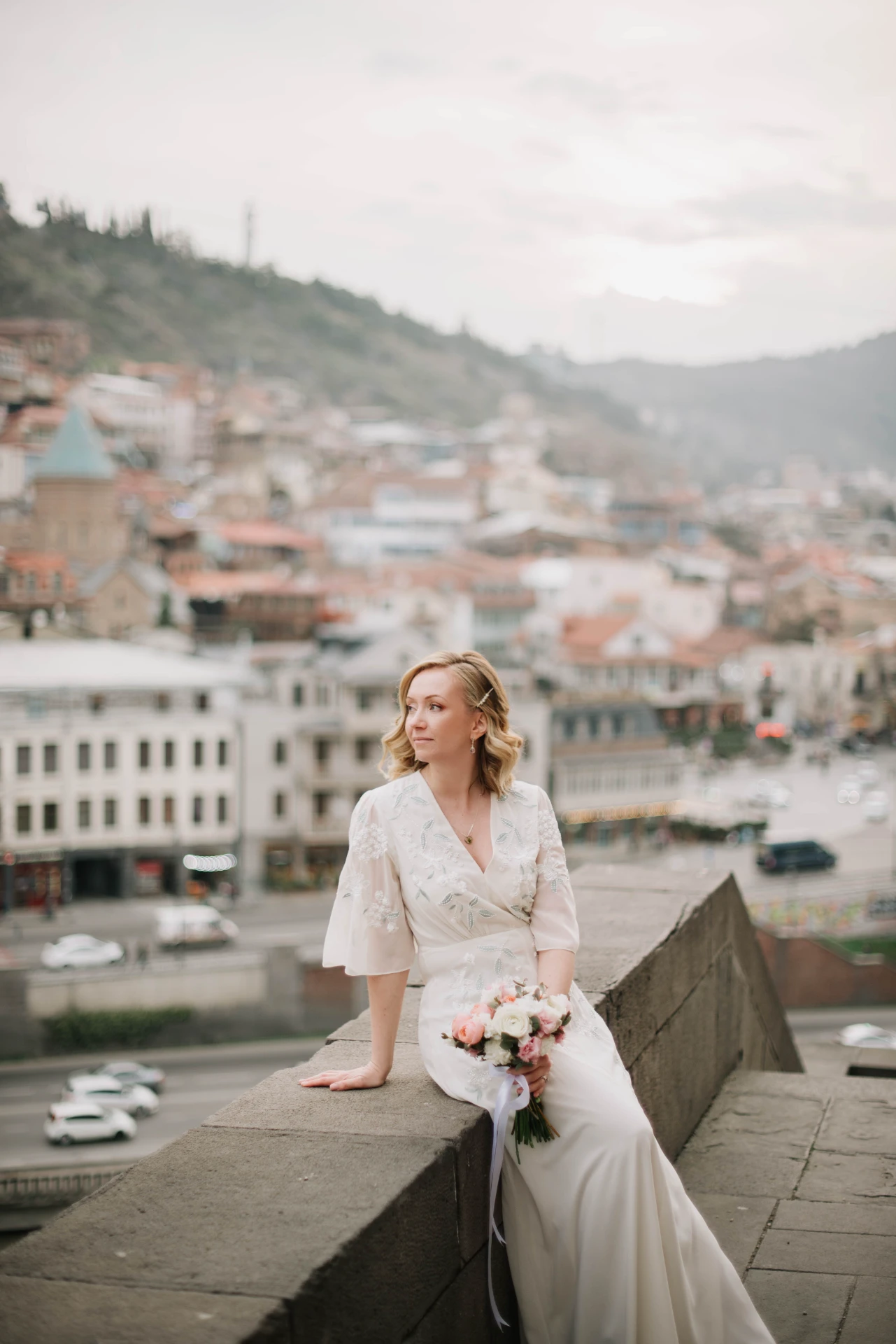 The perfect outdoor wedding for foreigners with a view of the mountains