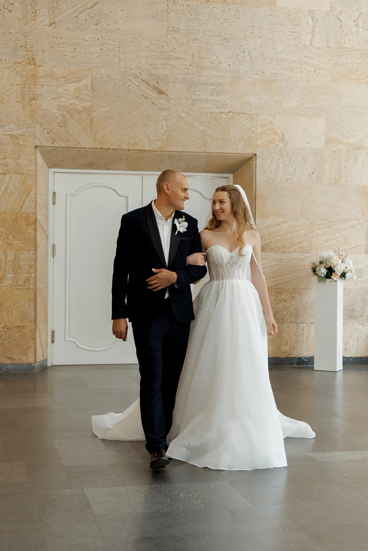 Marriage registration in Tbilisi at the Wedding Hall for foreign couples