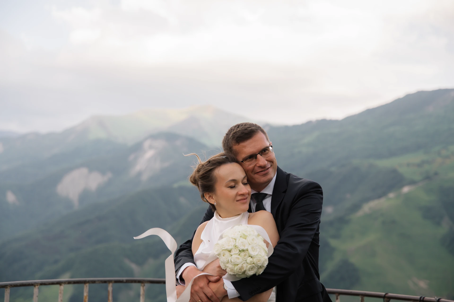 Organization of a wedding for a foreign couple in the mountains of Georgia