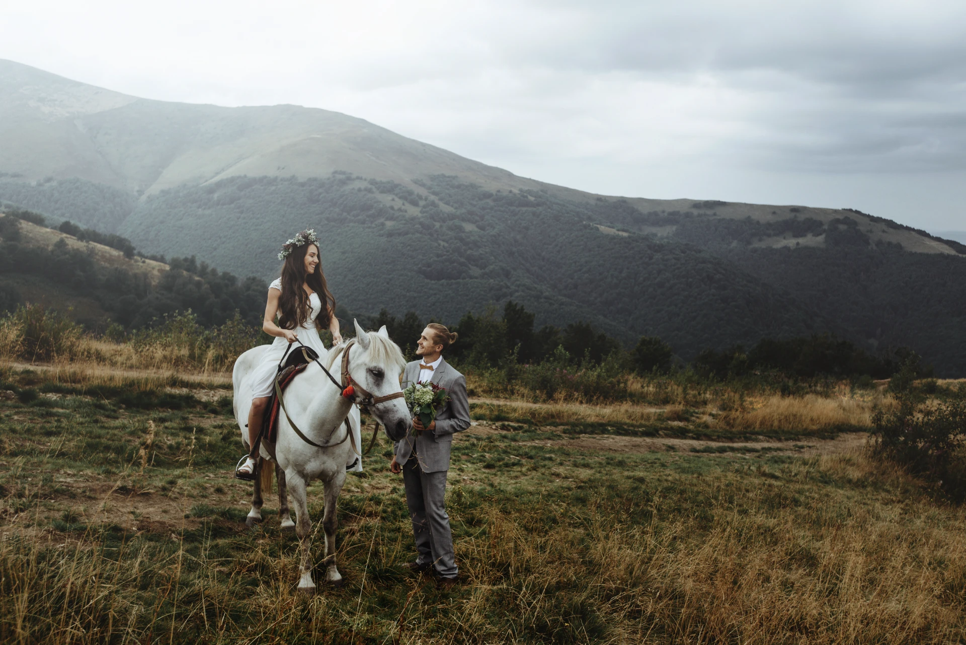 Autumn wedding in the mountains of Georgia