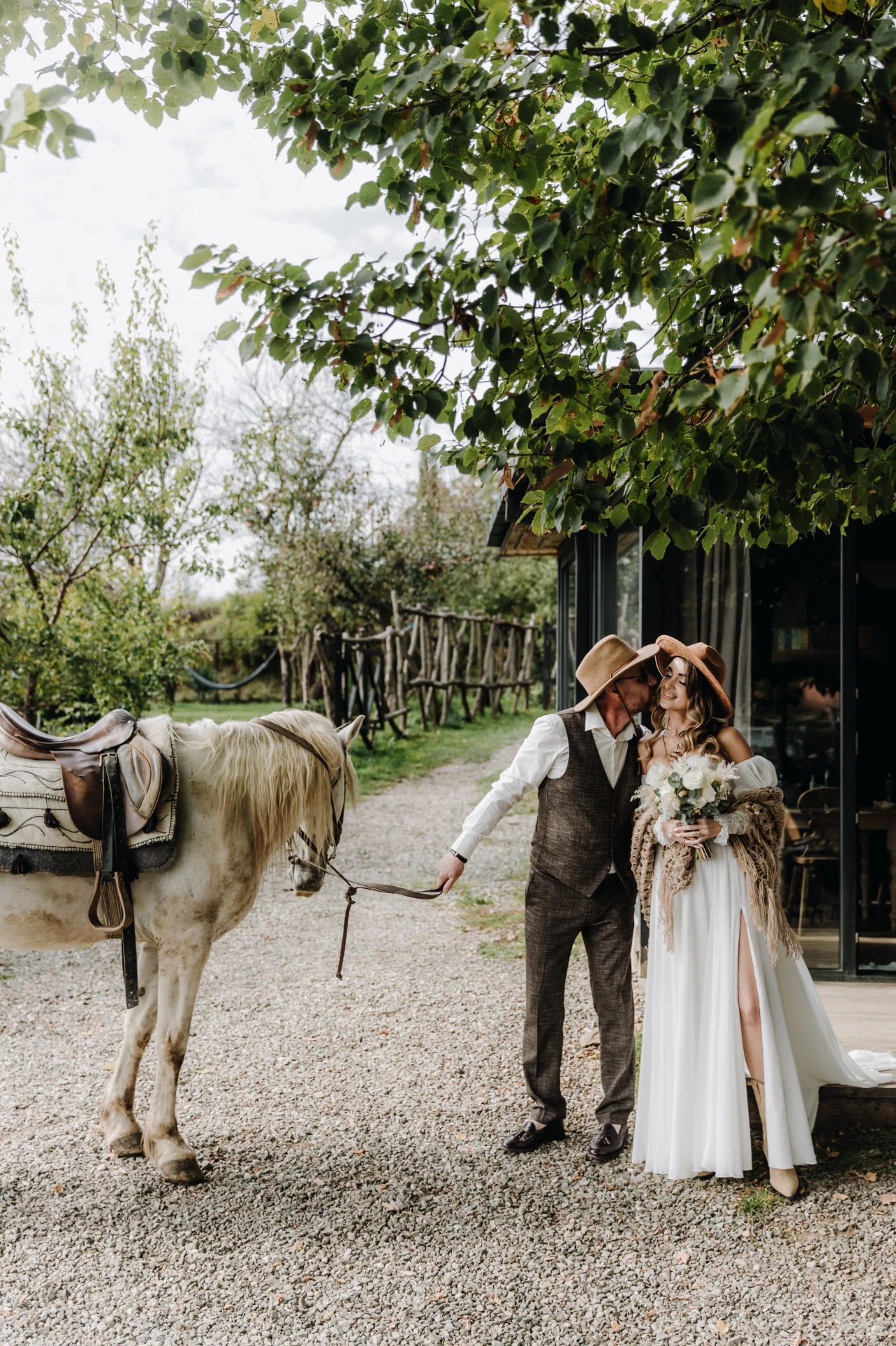 Weddings in Georgia for Ukrainians