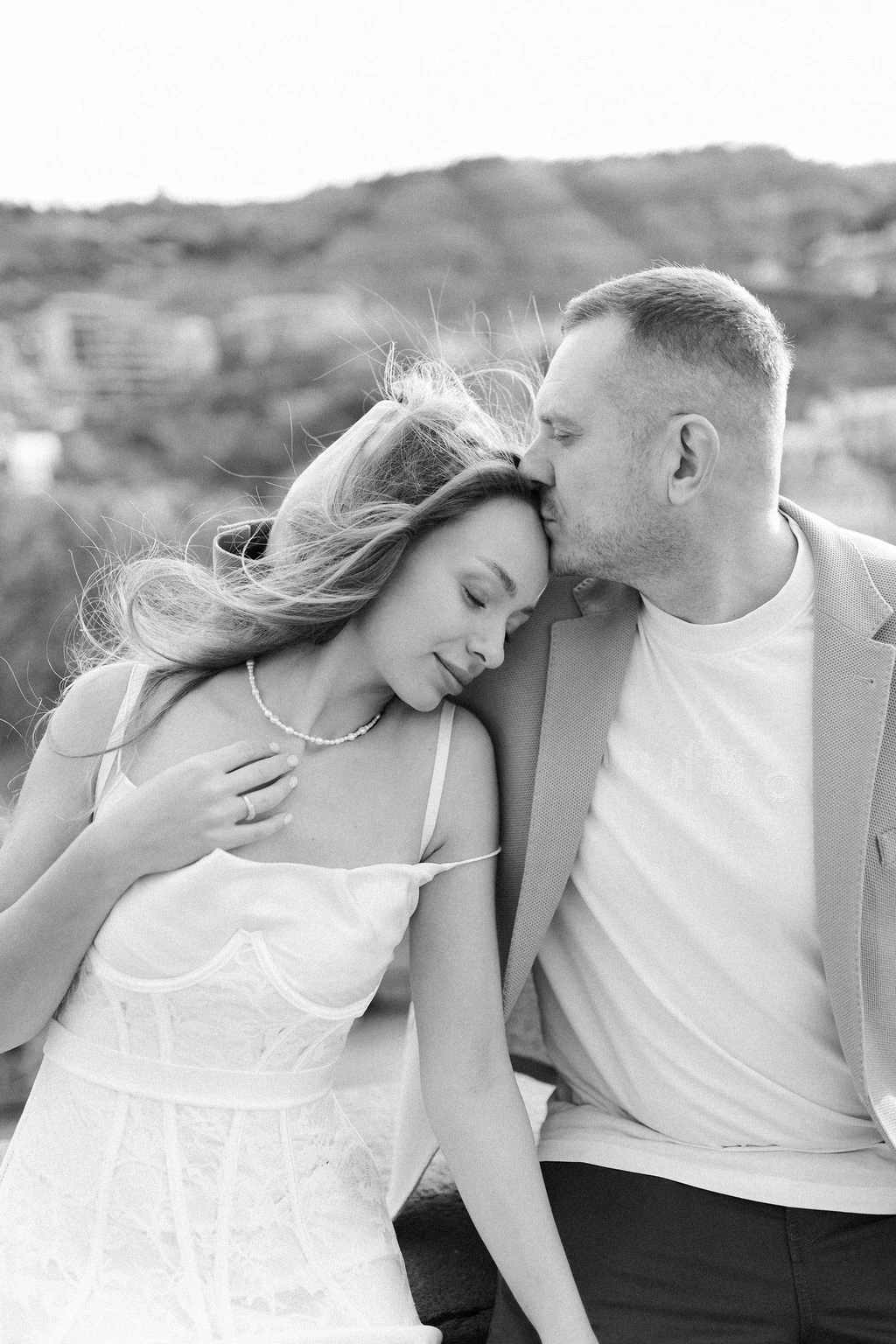 Wedding against the backdrop of Tbilisi for foreign citizens