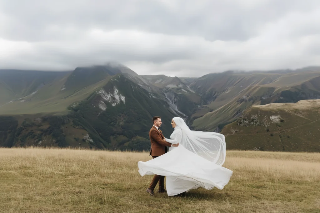 Why are Iranian citizens increasingly choosing Georgia for their weddings?