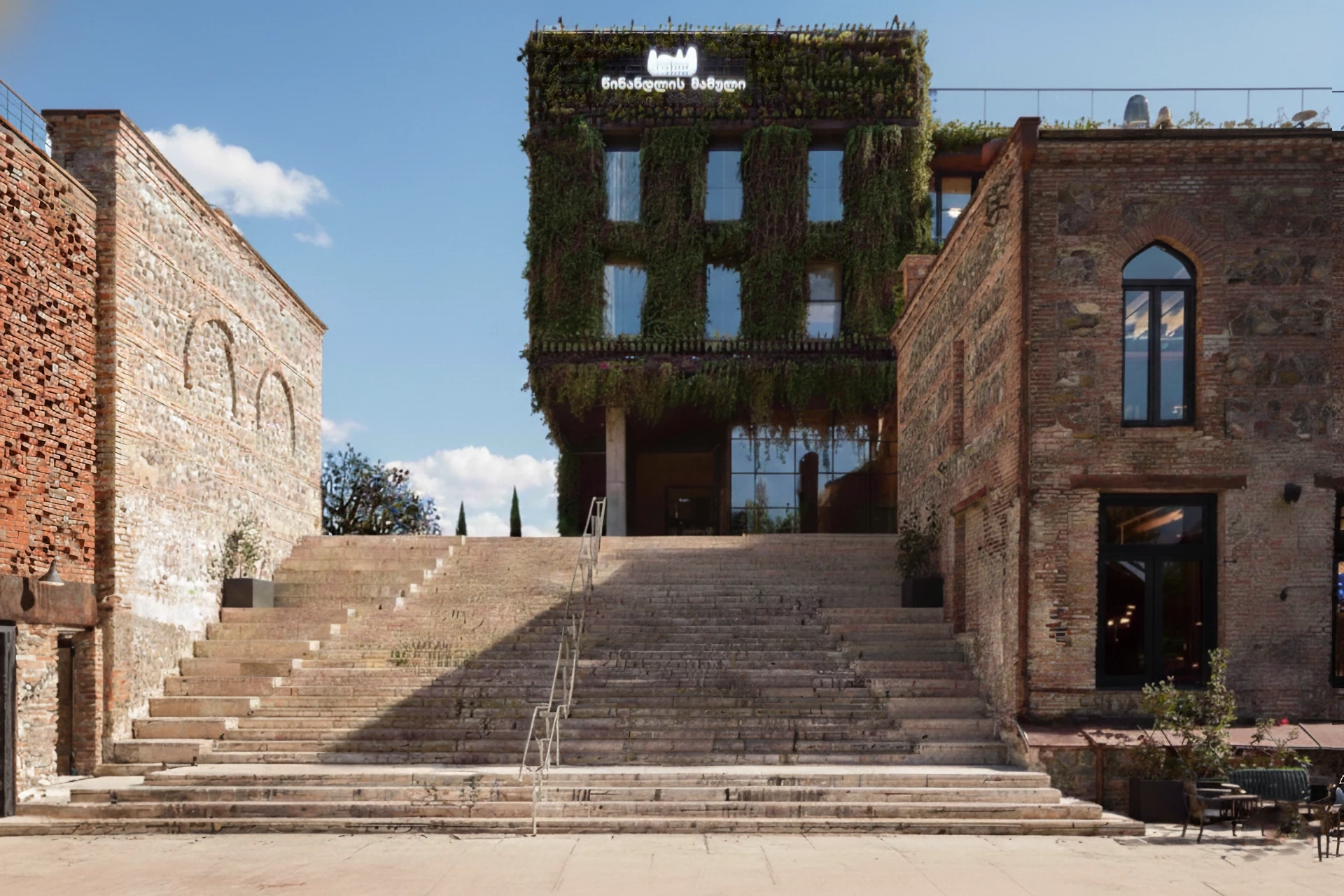 Tsinandali Radisson Collection winery wedding