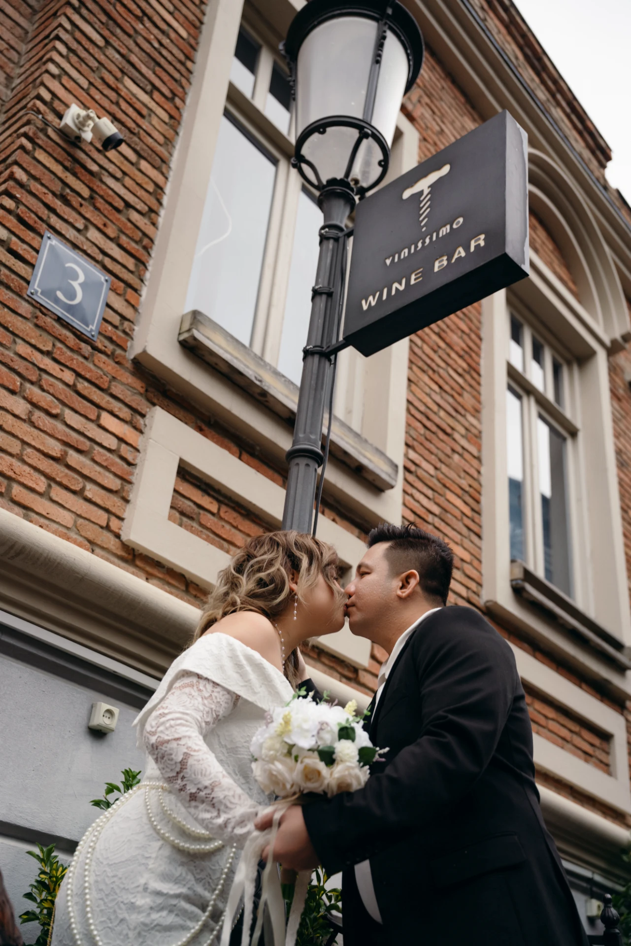 Small wedding in Tbilisi for a foreign couple