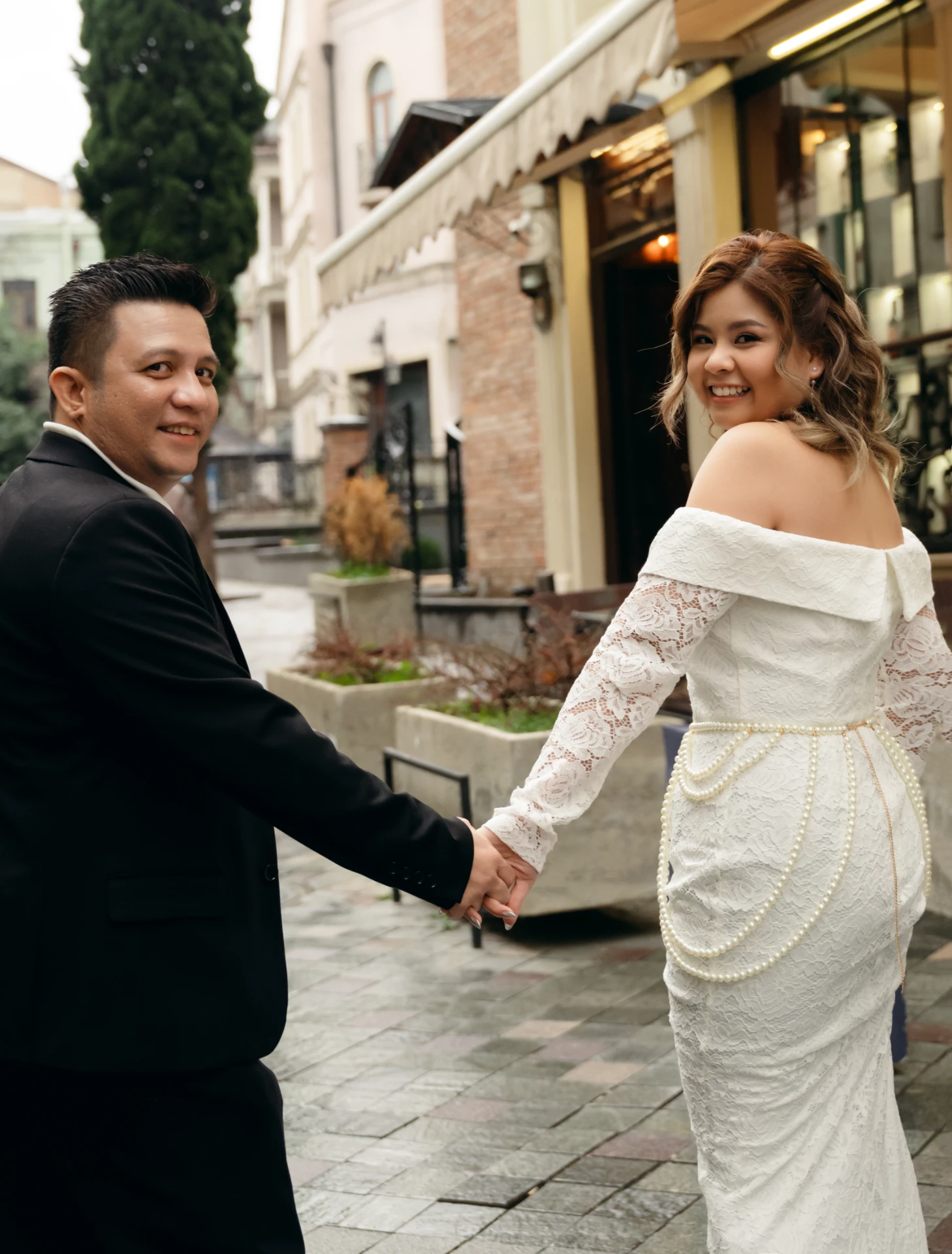 Wedding photoshoot in Tbilisi for a small wedding