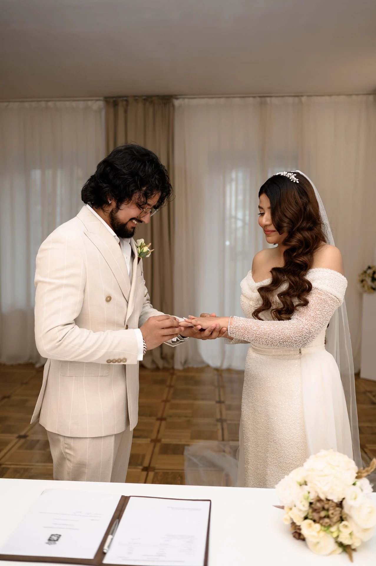 Foreign couple on their wedding day in Tbilisi